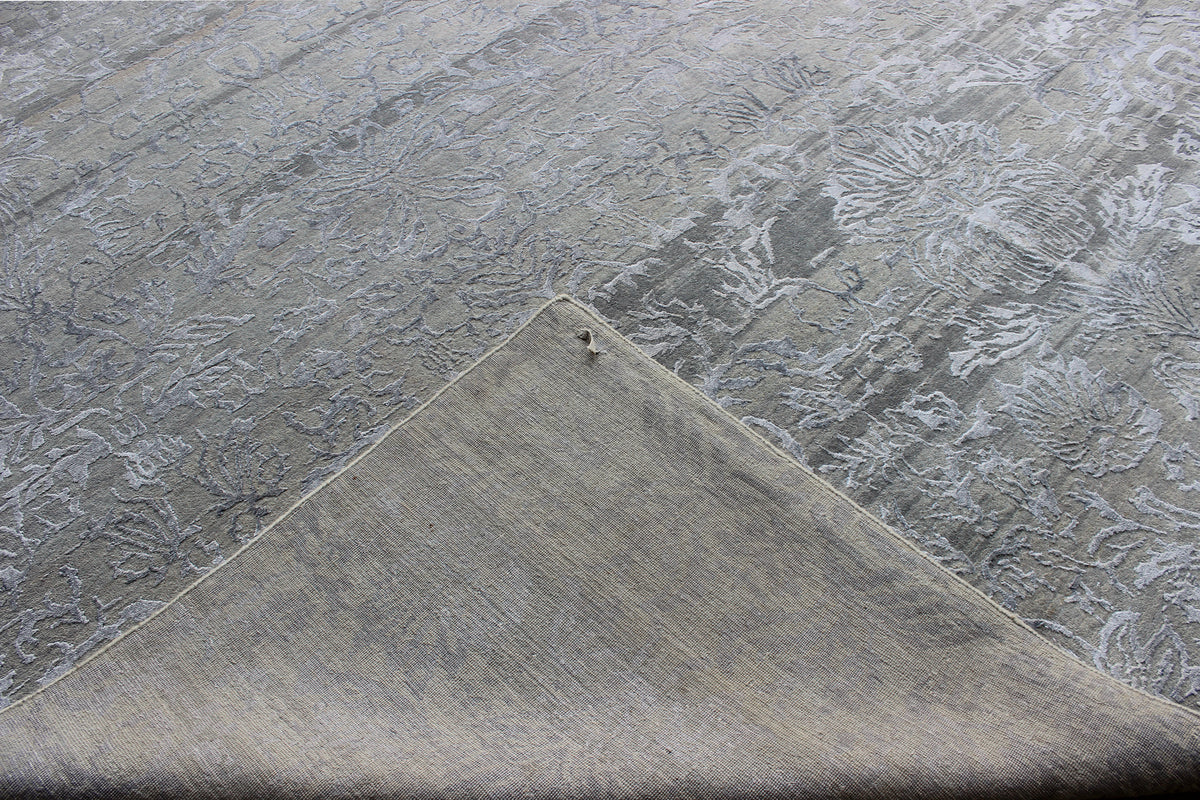 Handknotted Modern