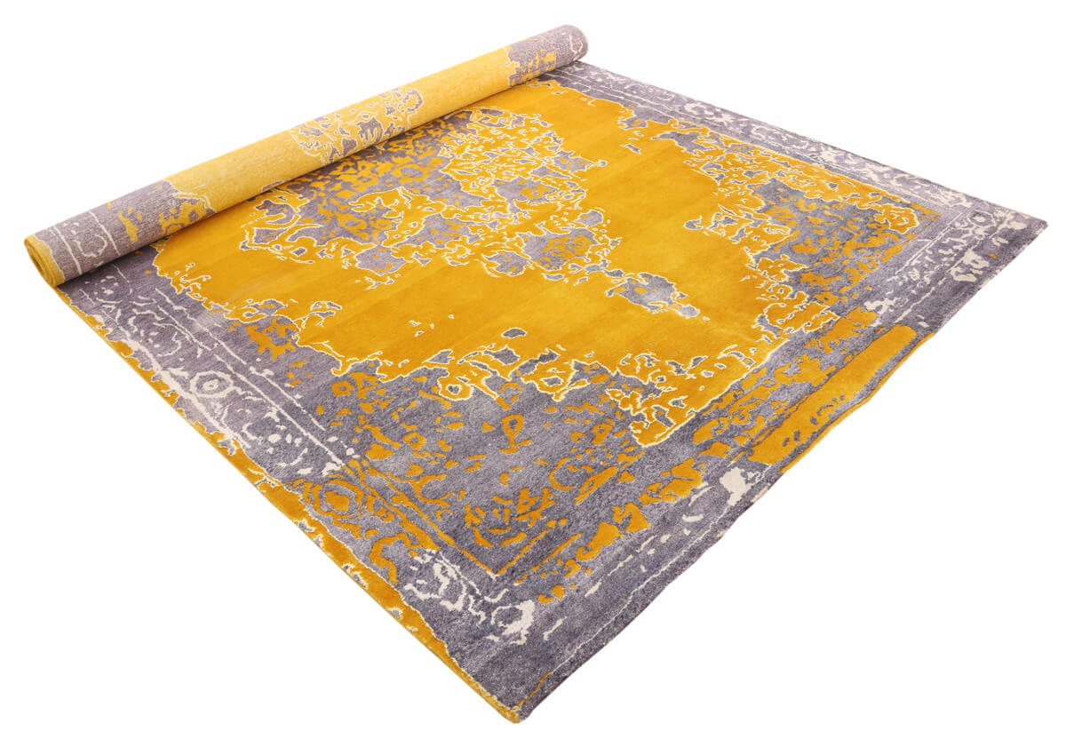 Handknotted Modern