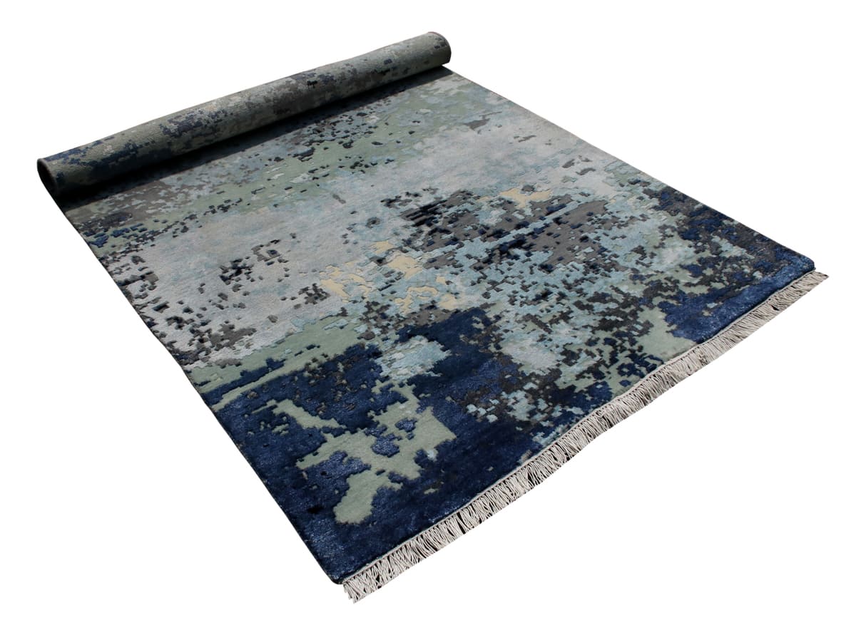 Handknotted Modern