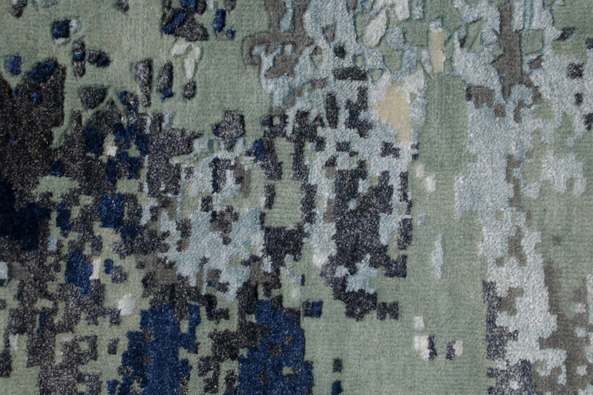 Handknotted Modern