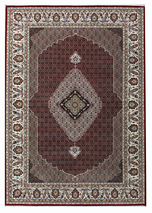 Handknotted Traditional